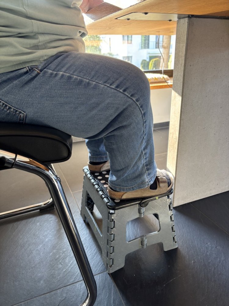 klapphocker_.jpg klapphocker_.jpg